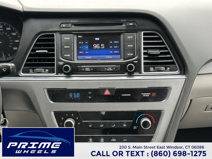 2015 Hyundai Sonata SE photo