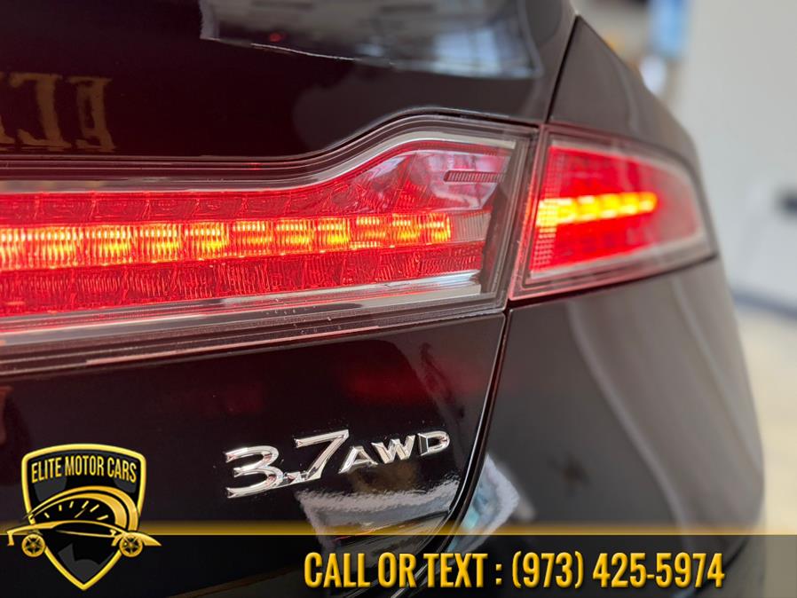 2016 Lincoln MKZ 4dr Sdn AWD photo