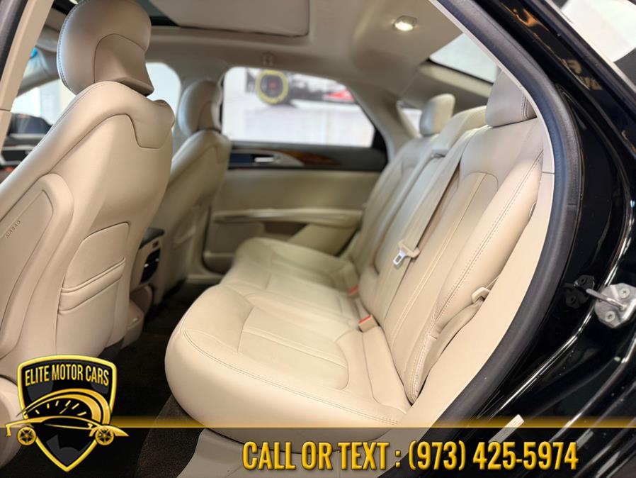 2016 Lincoln MKZ 4dr Sdn AWD photo