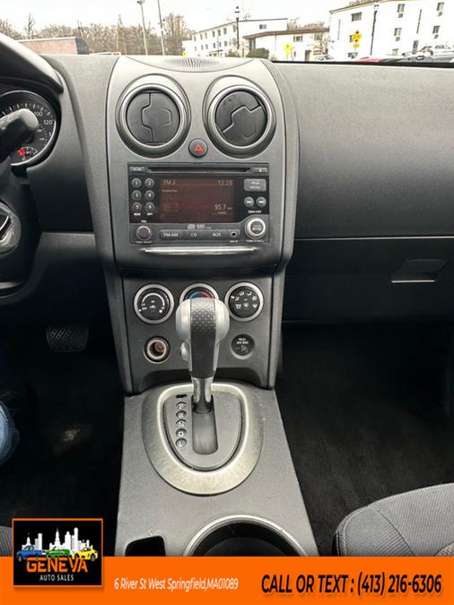2011 Nissan Rogue S photo