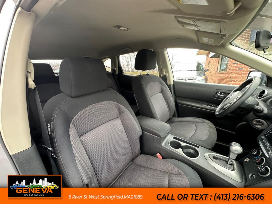 2011 Nissan Rogue S photo