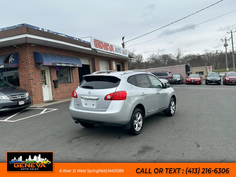 2011 Nissan Rogue S photo