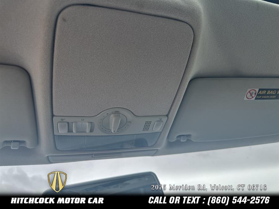 2002 Volkswagen Golf GLS photo