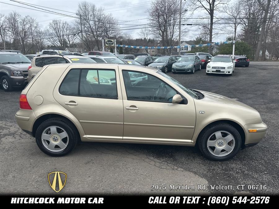 2002 Volkswagen Golf GLS photo