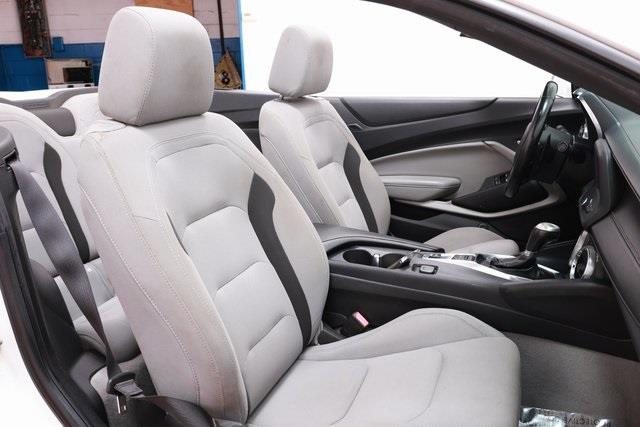 2020 Chevrolet Camaro 1LT photo