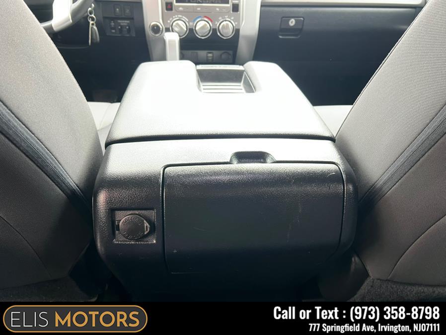 2016 Toyota Tundra 4WD Truck Double Cab 5.7L V8 6-Spd AT SR photo