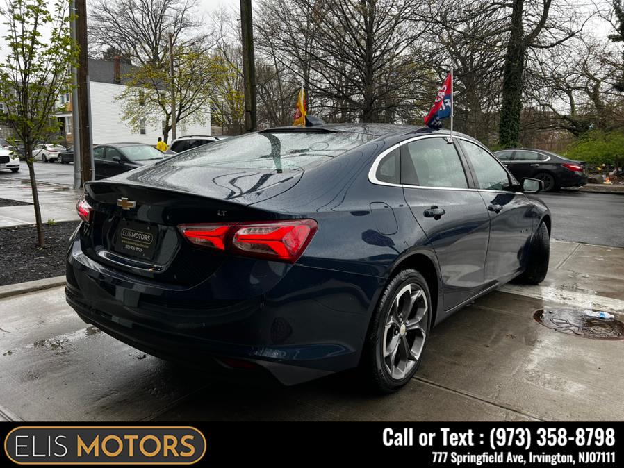 2022 Chevrolet Malibu 4dr Sdn LT photo