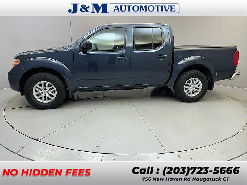 2017 Nissan Frontier SV V6 photo