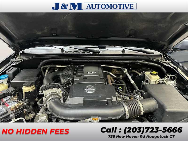2017 Nissan Frontier SV V6 photo