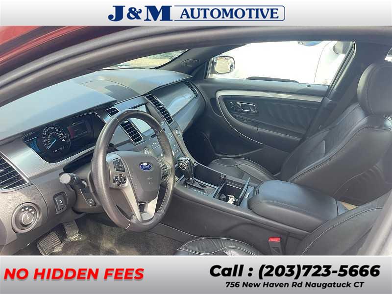 2015 Ford Taurus SEL photo