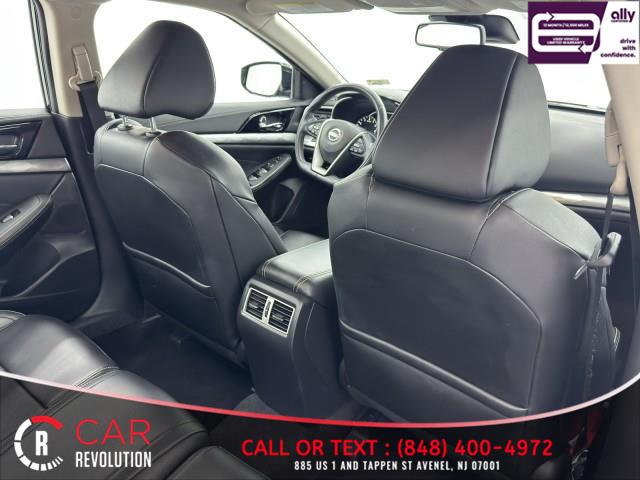 2023 Nissan Maxima SV CVT photo