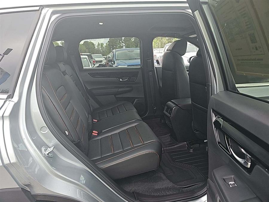 2024 Honda CR-V Hybrid Sport Touring AWD photo