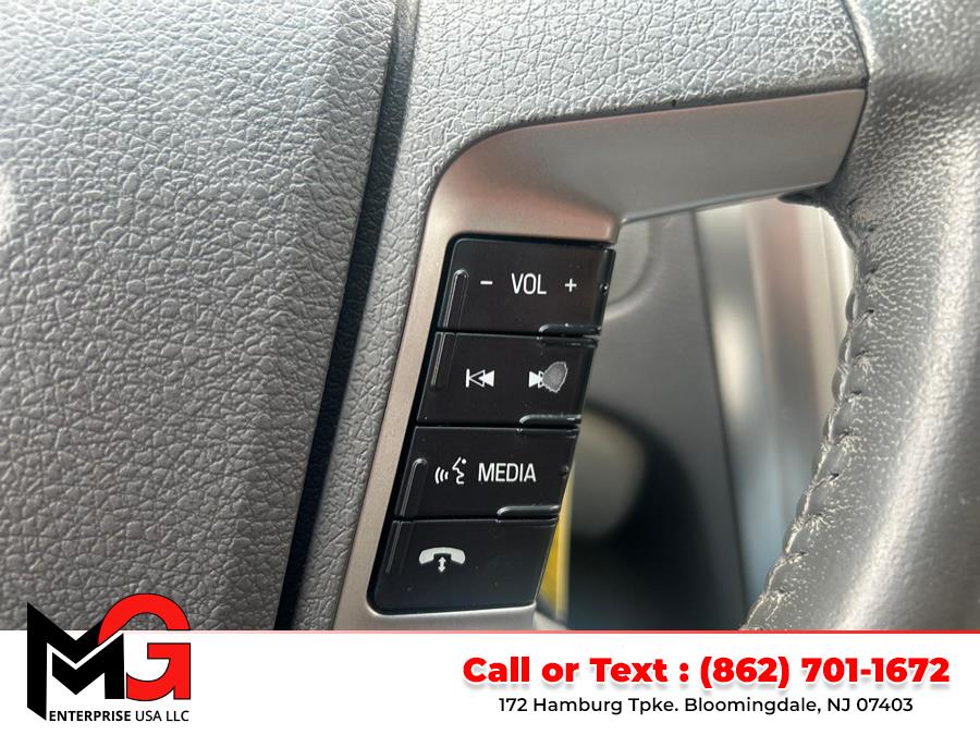 2011 Ford Fusion Hybrid photo