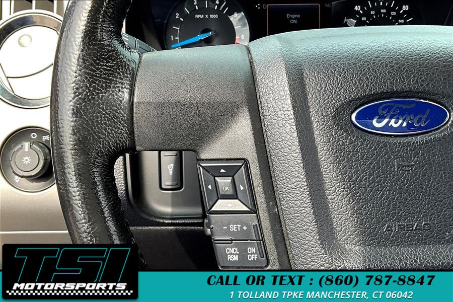 2016 Ford Expedition 4WD 4dr XLT photo