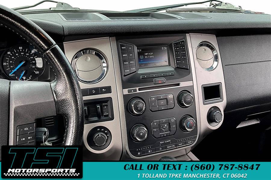2016 Ford Expedition 4WD 4dr XLT photo
