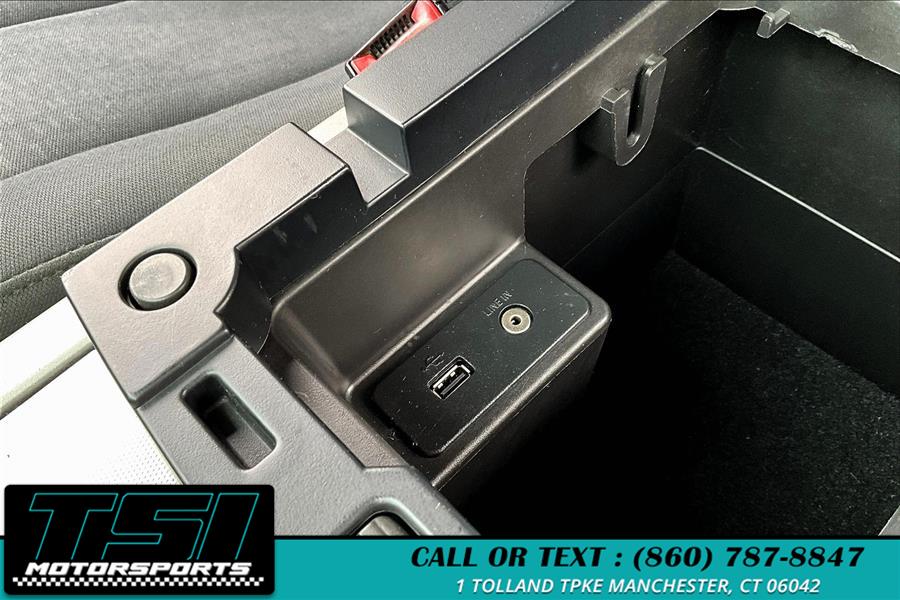 2016 Ford Expedition 4WD 4dr XLT photo