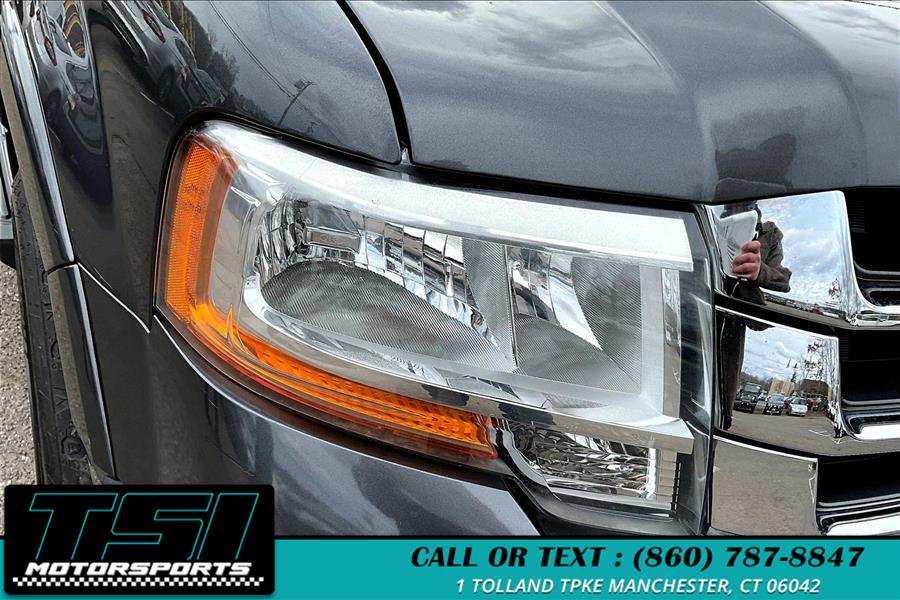 2016 Ford Expedition 4WD 4dr XLT photo