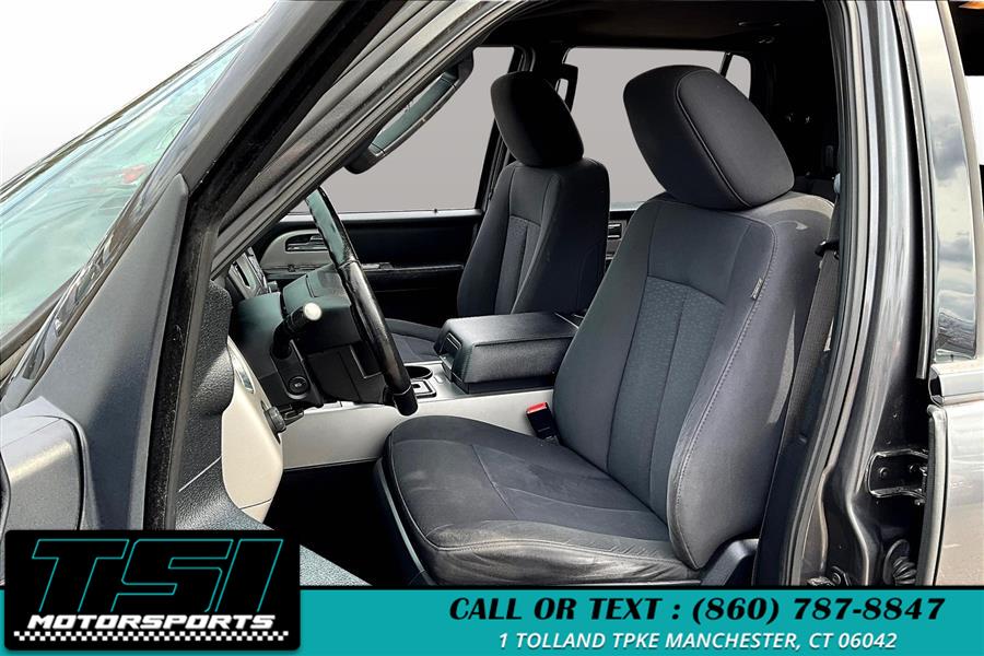 2016 Ford Expedition 4WD 4dr XLT photo