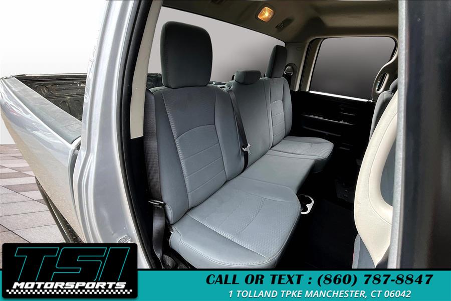 2018 RAM 1500 Express 4x4 Quad Cab 6''4