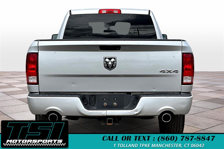 2018 RAM 1500 Express 4x4 Quad Cab 6''4