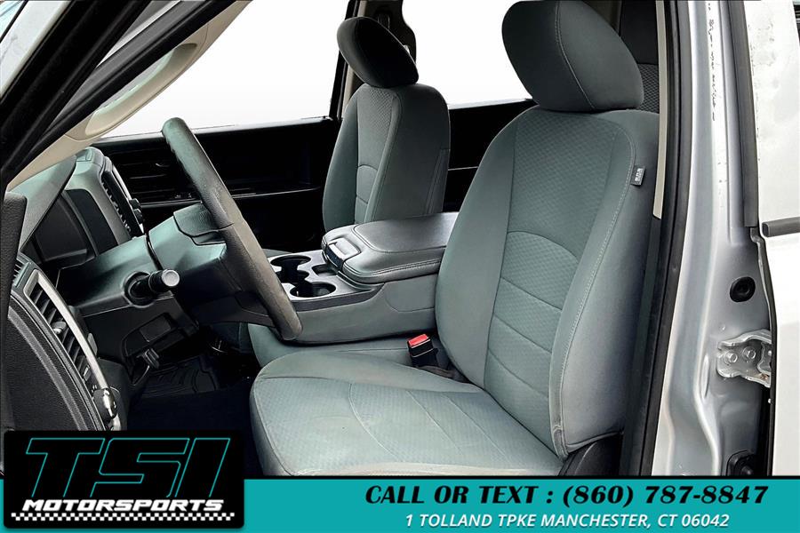 2018 RAM 1500 Express 4x4 Quad Cab 6''4