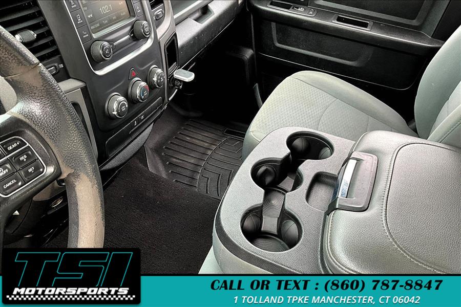 2018 RAM 1500 Express 4x4 Quad Cab 6''4