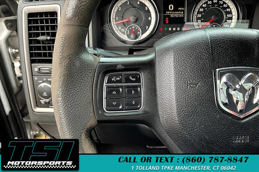 2018 RAM 1500 Express 4x4 Quad Cab 6''4