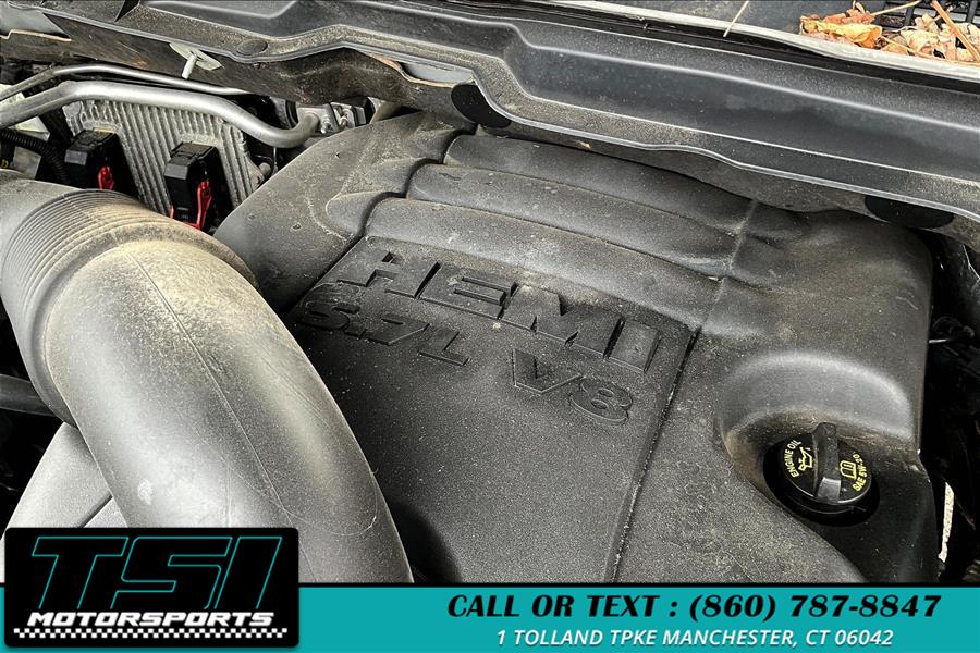 2018 RAM 1500 Express 4x4 Quad Cab 6''4