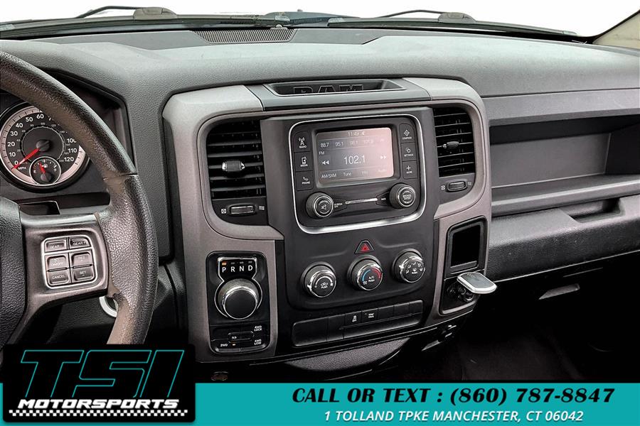 2018 RAM 1500 Express 4x4 Quad Cab 6''4