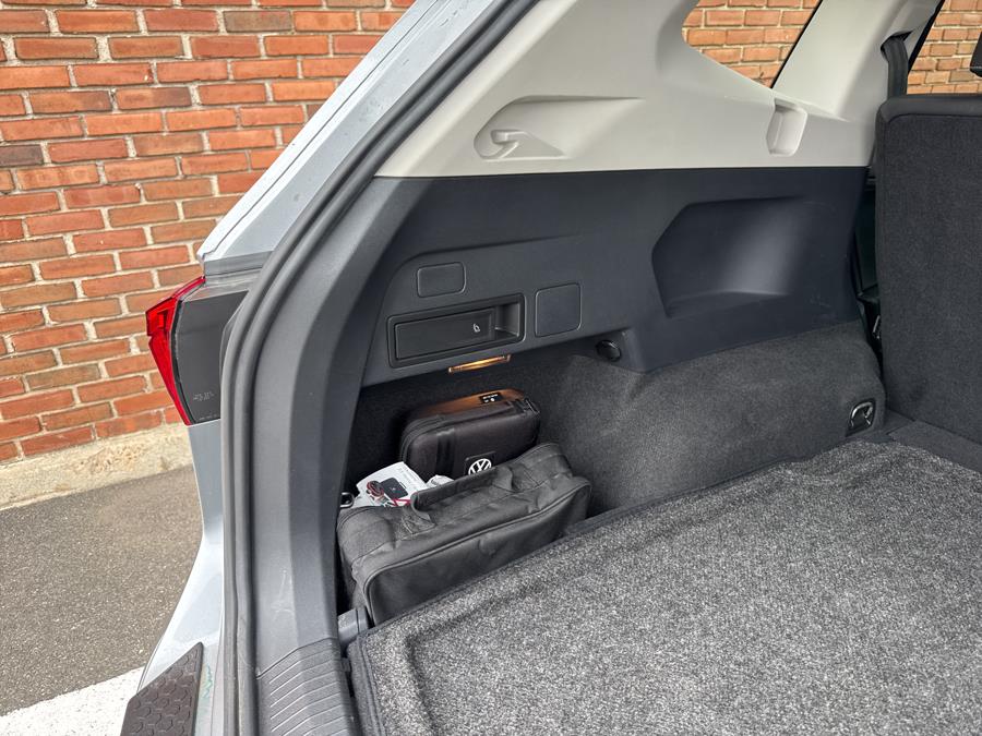 2021 Volkswagen Tiguan 2.0T SE 4MOTION photo