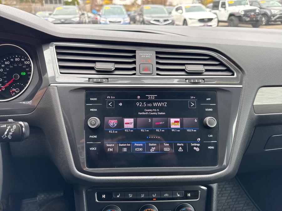 2021 Volkswagen Tiguan 2.0T SE 4MOTION photo