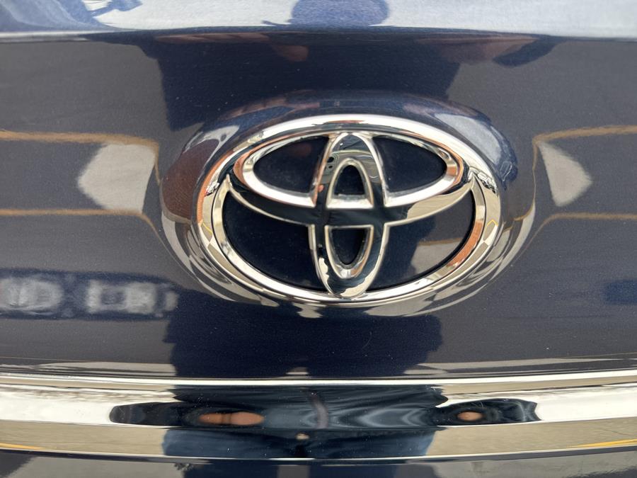 2017 Toyota Camry XLE Auto photo