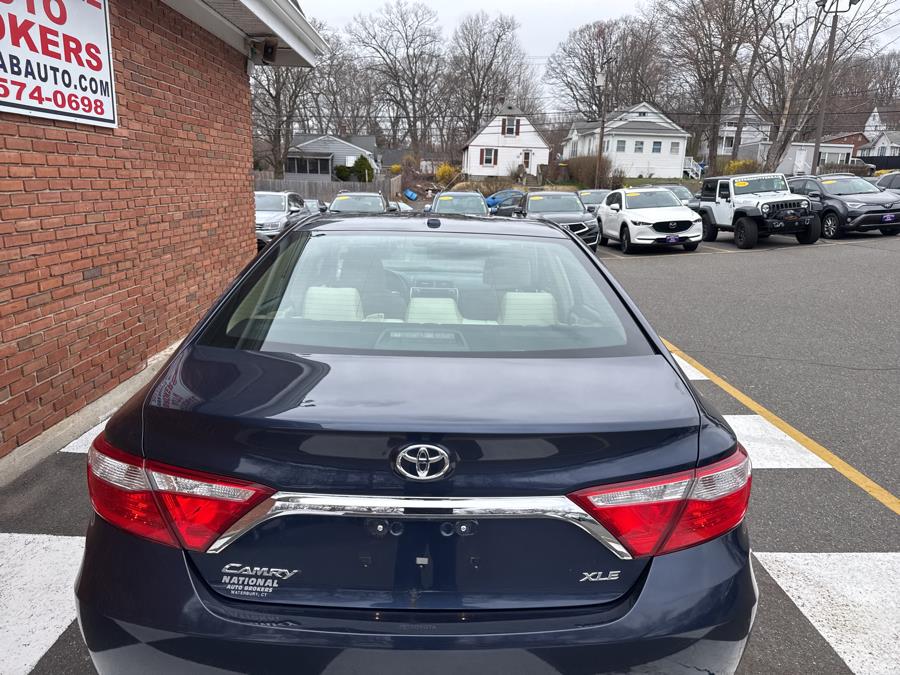 2017 Toyota Camry XLE Auto photo