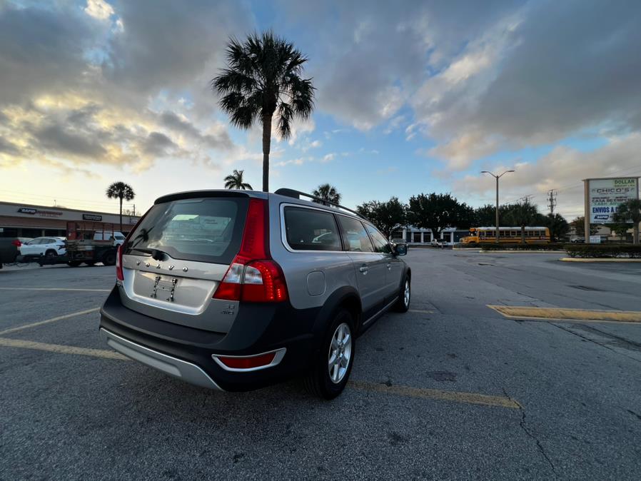 2010 Volvo XC70 3.2 photo