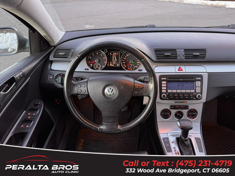 2009 Volkswagen Passat Komfort photo