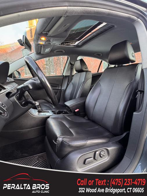 2009 Volkswagen Passat Komfort photo