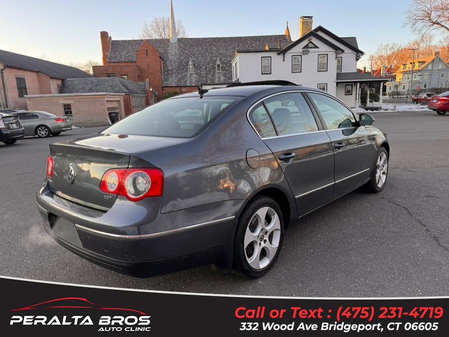2009 Volkswagen Passat Komfort photo