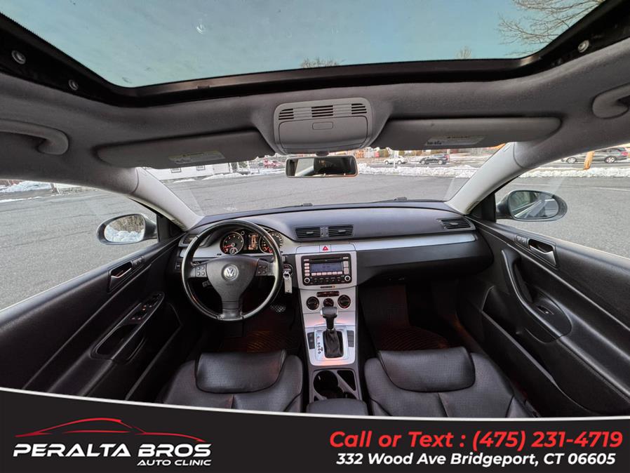 2009 Volkswagen Passat Komfort photo
