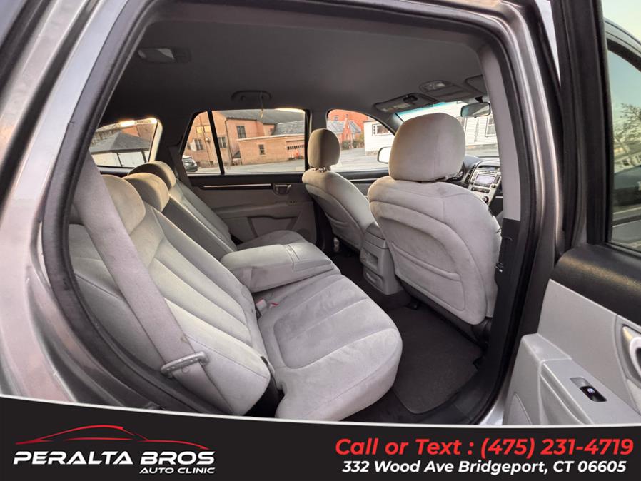 2009 Hyundai Santa Fe GLS photo