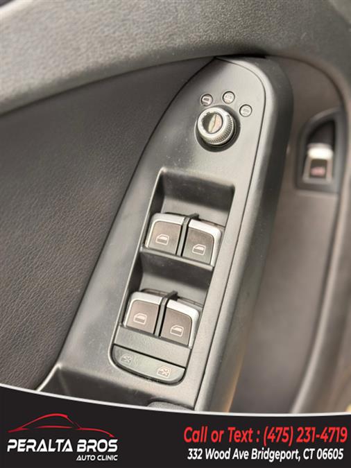 2013 Audi A4 2.0T quattro Premium photo