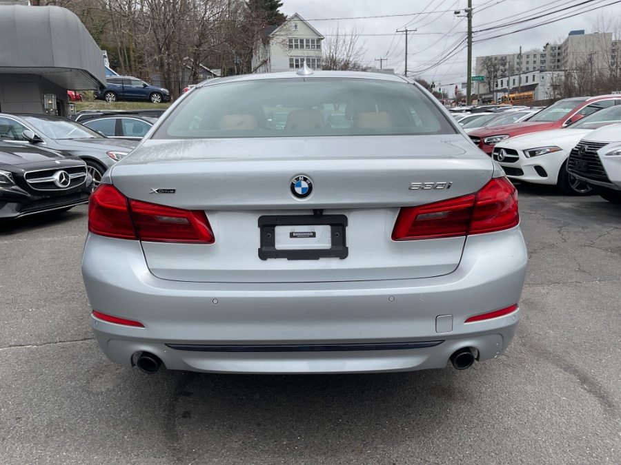 2020 BMW 5-Series 530i xDrive Sedan photo