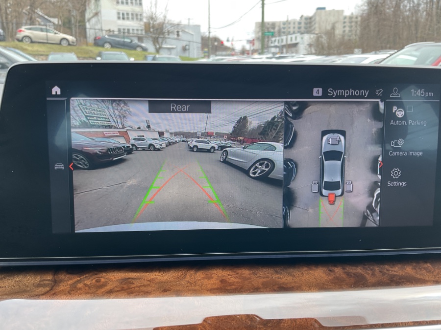 2020 BMW 5-Series 530i xDrive Sedan photo