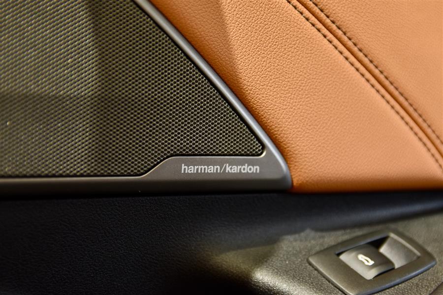 2022 BMW 5-Series 530i xDrive photo