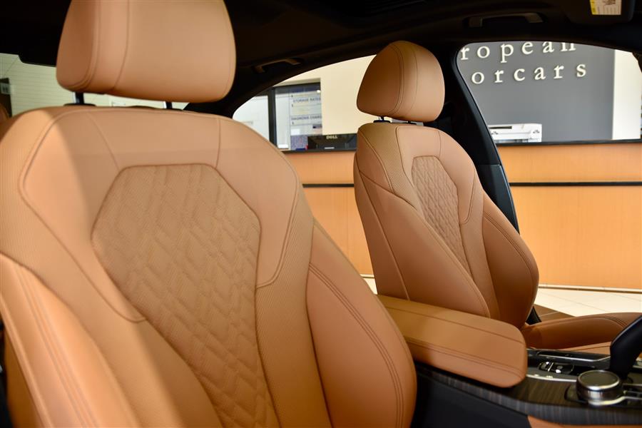 2022 BMW 5-Series 530i xDrive photo
