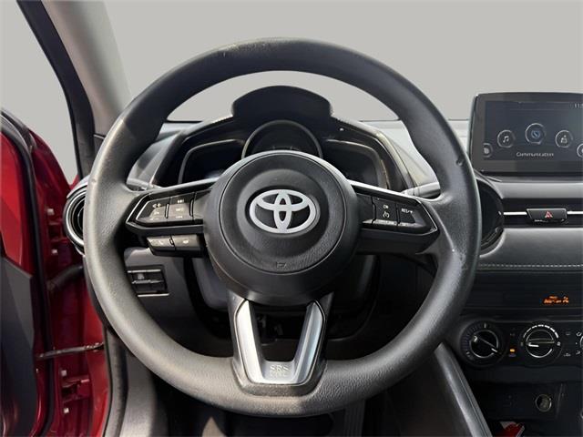 2019 Toyota Yaris LE photo