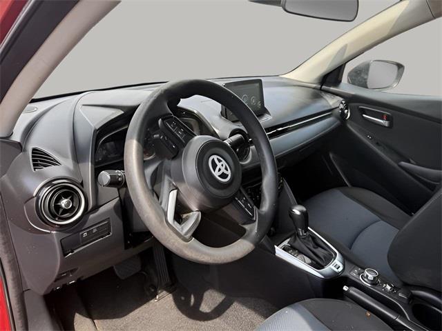 2019 Toyota Yaris LE photo