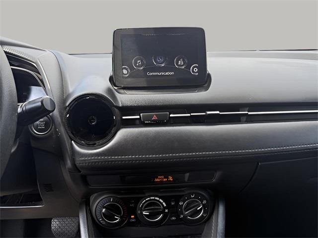 2019 Toyota Yaris LE photo