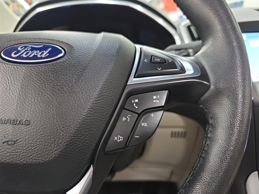 2017 Ford Edge Titanium AWD photo