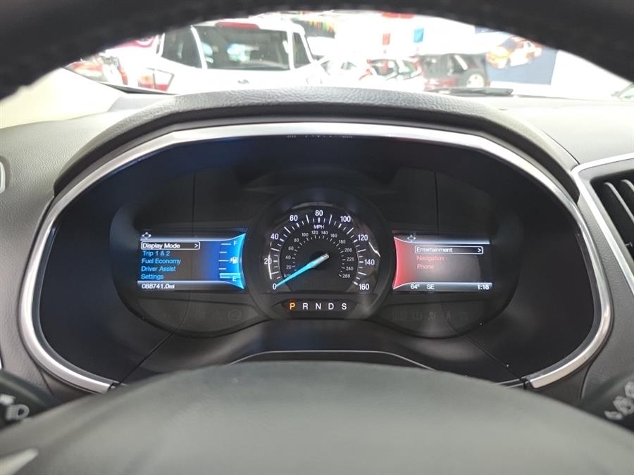 2017 Ford Edge Titanium AWD photo