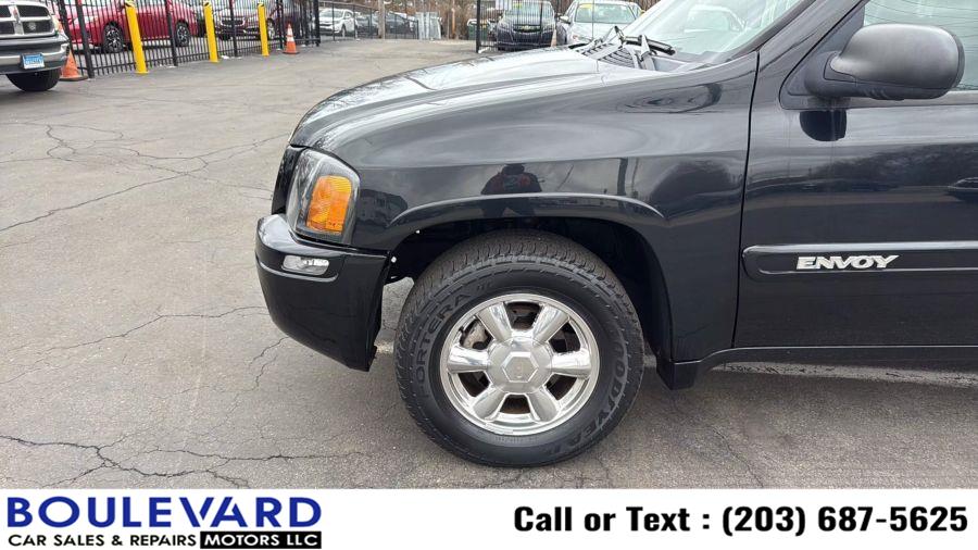 2004 GMC Envoy SLE photo